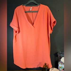 Zenana Short Sleeve Top. NWT